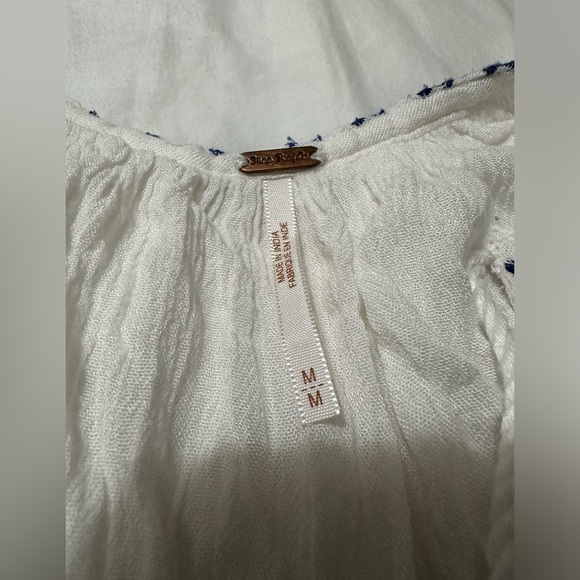 Size medium free people crochet top - Picture 2 of 3
